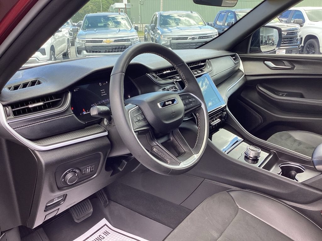 2025 Jeep Grand Cherokee Altitude X 4x4