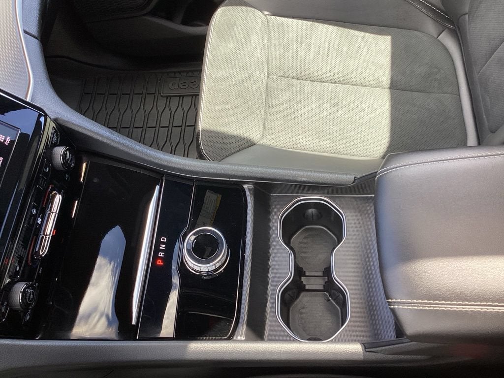 2025 Jeep Grand Cherokee Altitude X 4x4