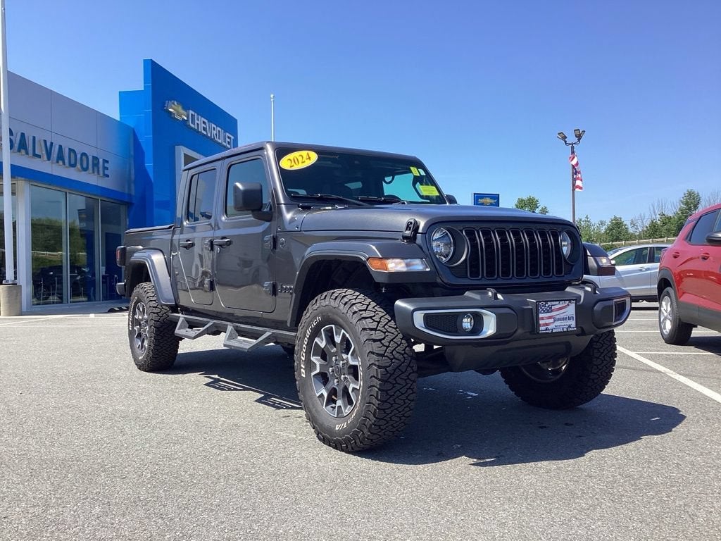 2024 Jeep Gladiator Sport S