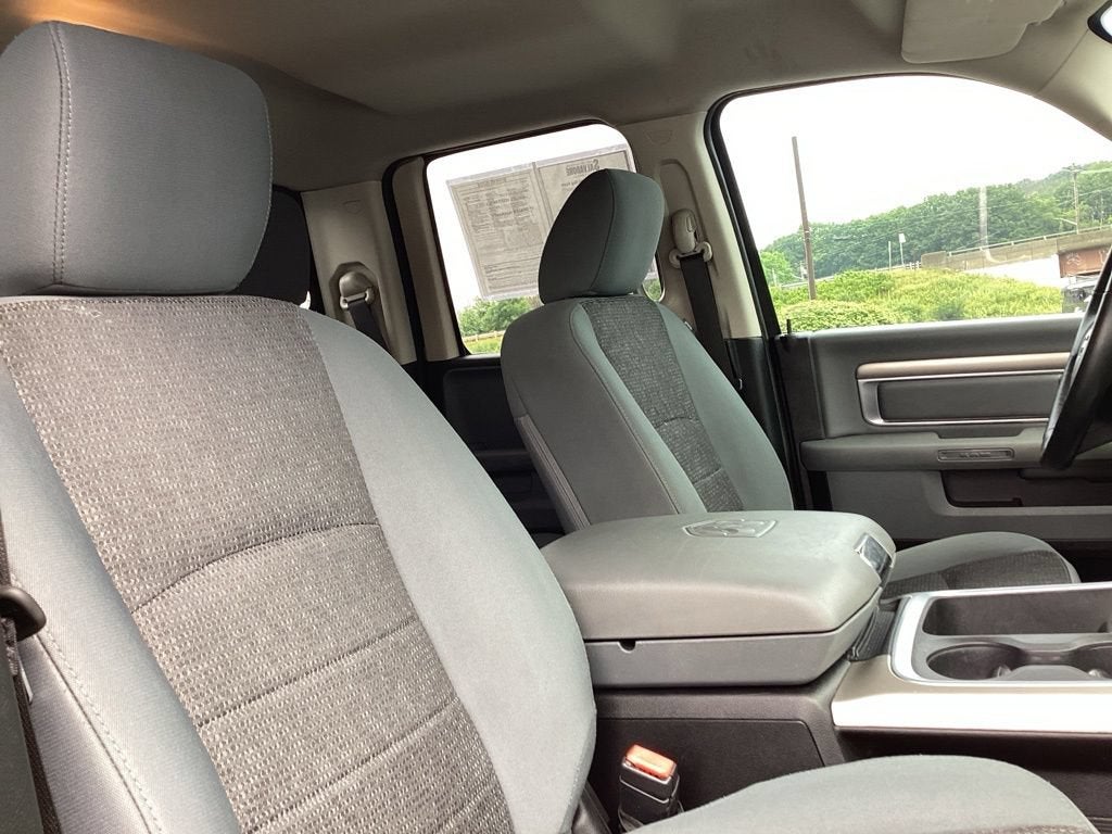 2017 RAM 1500 Big Horn Quad Cab 4x4 6'4" Box