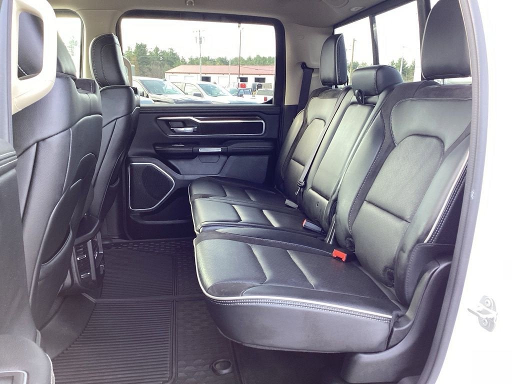 2021 RAM 1500 Laramie Crew Cab 4x4 5'7" Box