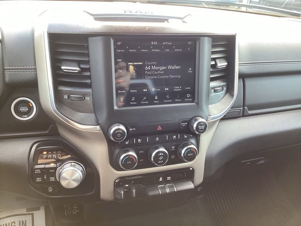 2021 RAM 1500 Laramie Crew Cab 4x4 5'7" Box