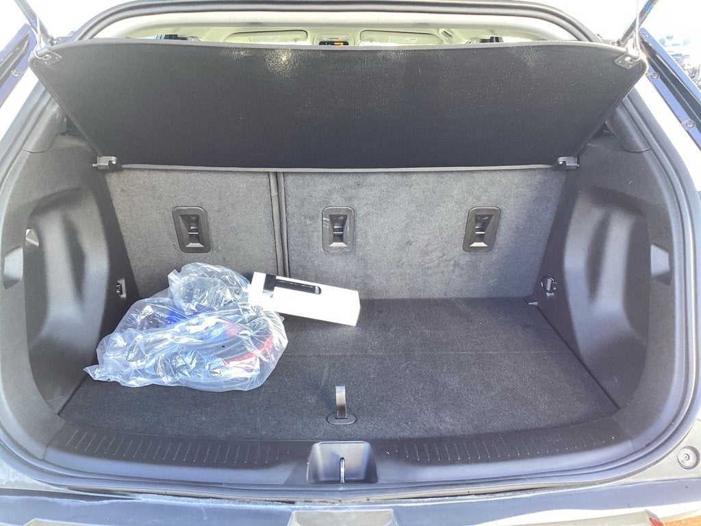 2023 Chevrolet Bolt EUV LT Redline