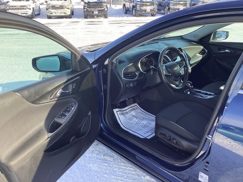 2021 Chevrolet Malibu LT