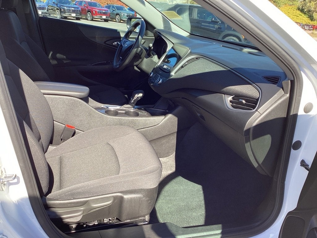 2025 Chevrolet Malibu 1LT