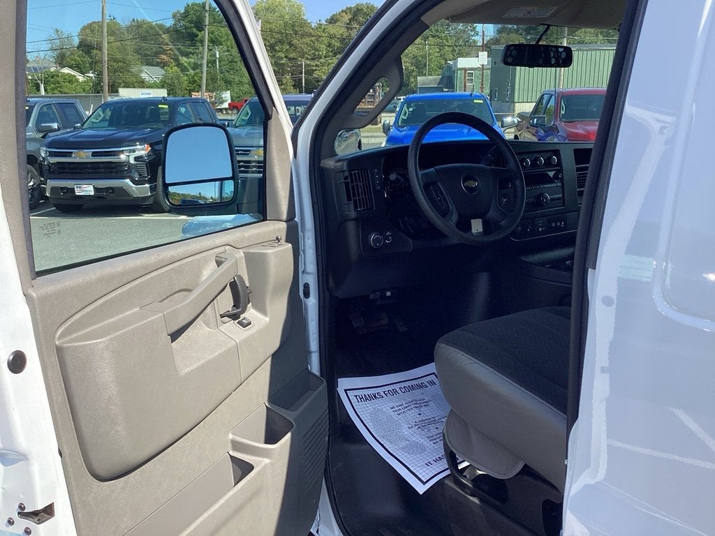 2023 Chevrolet Express Cargo 2500 WT