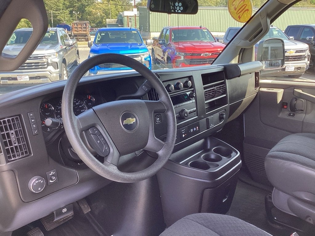 2023 Chevrolet Express Cargo 2500 WT