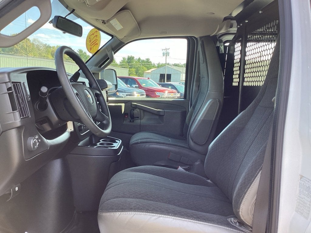 2023 Chevrolet Express Cargo 2500 WT