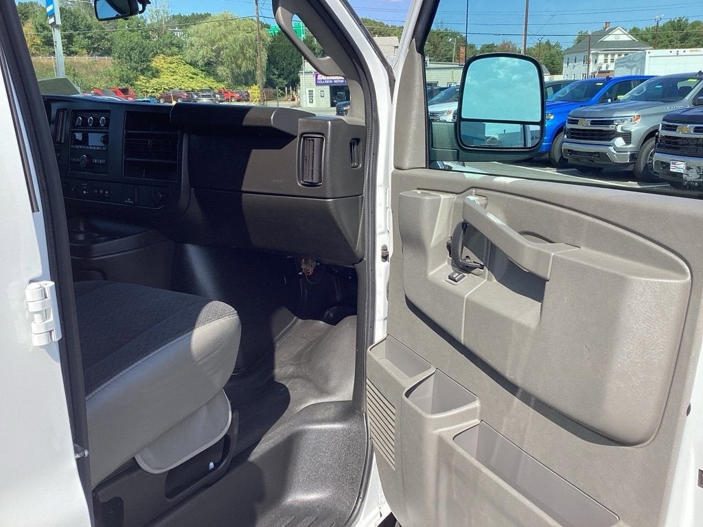 2023 Chevrolet Express Cargo 2500 WT