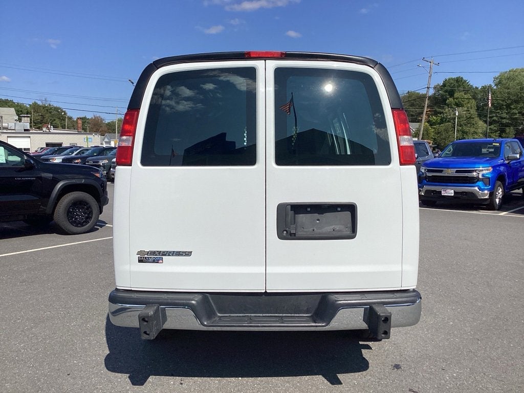2023 Chevrolet Express Cargo 2500 WT
