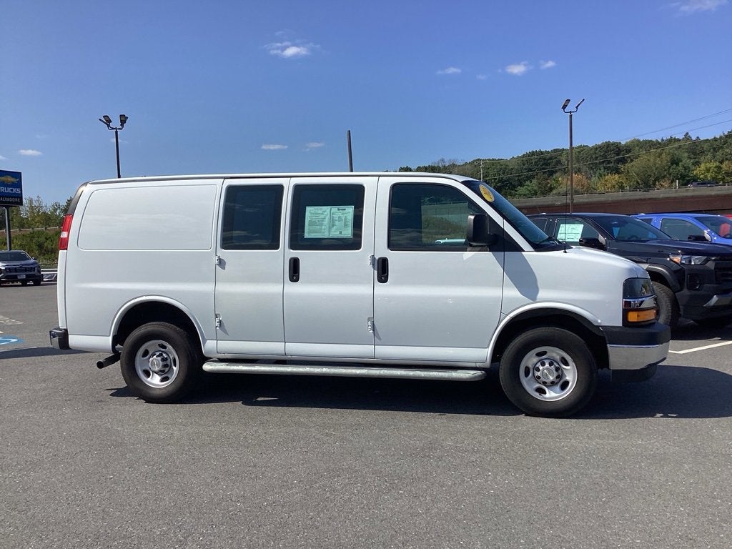2023 Chevrolet Express Cargo 2500 WT