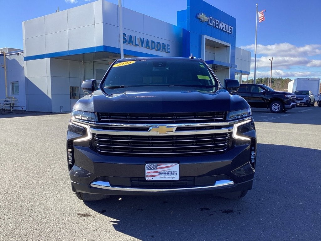 2023 Chevrolet Suburban LT