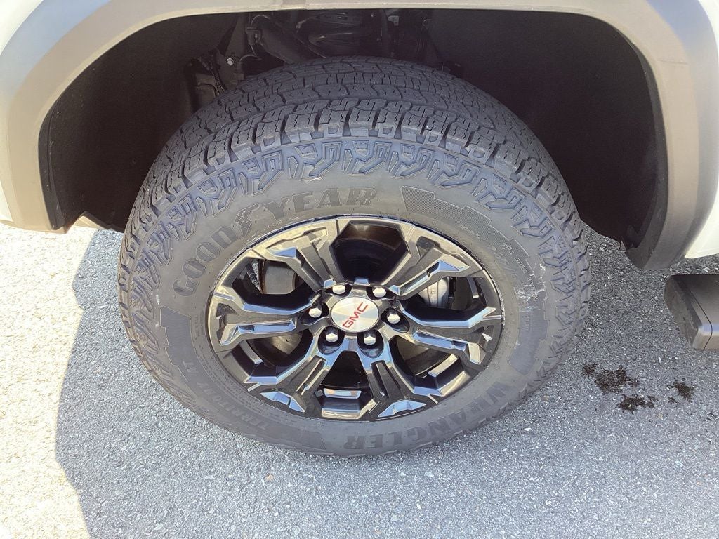 2024 GMC Canyon Elevation