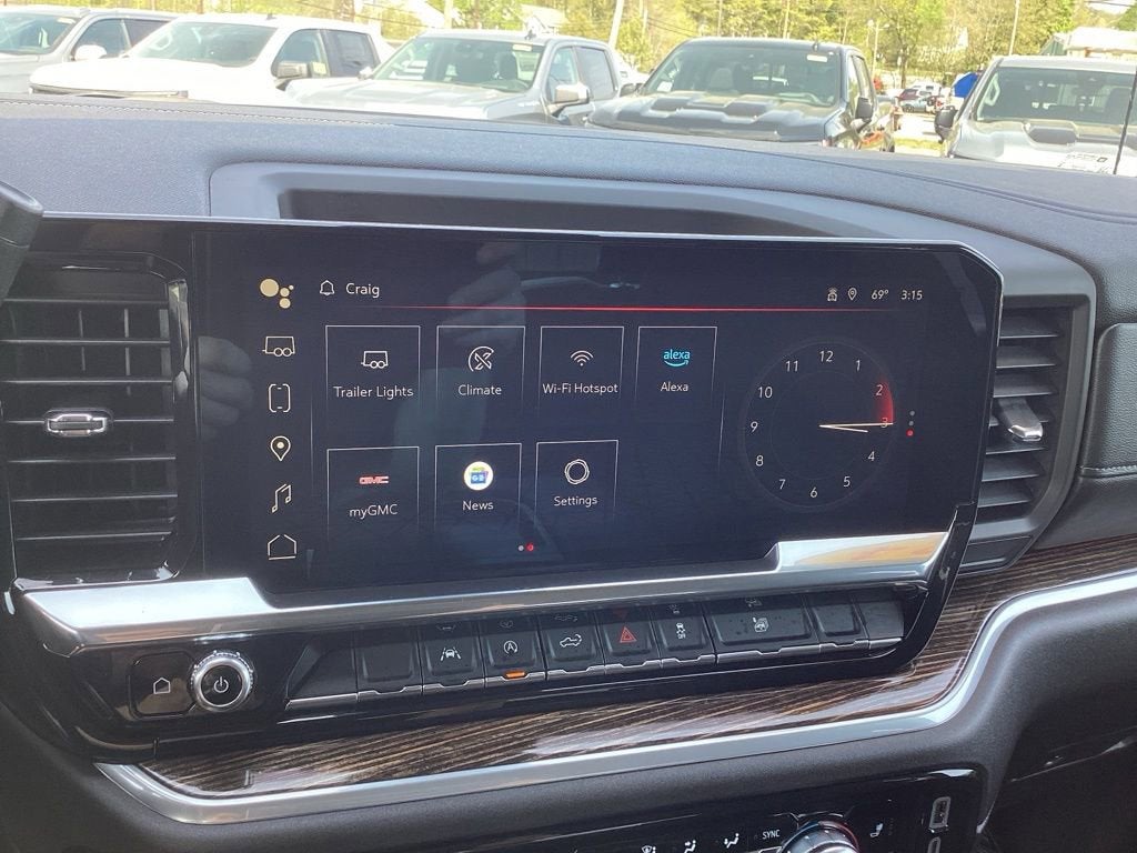 2024 GMC Sierra 1500 Elevation