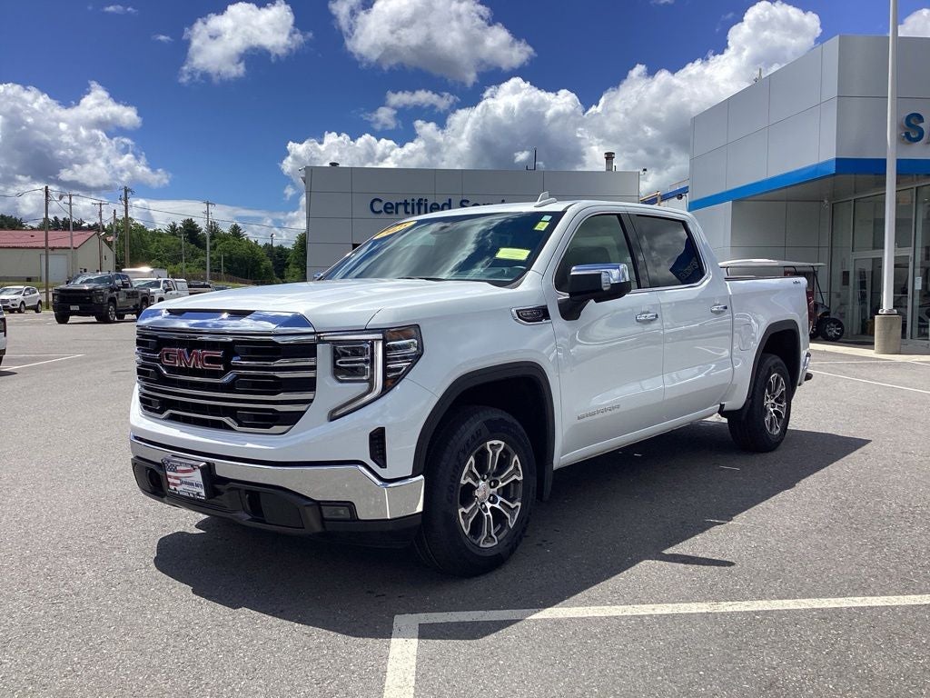2025 GMC Sierra 1500 SLT