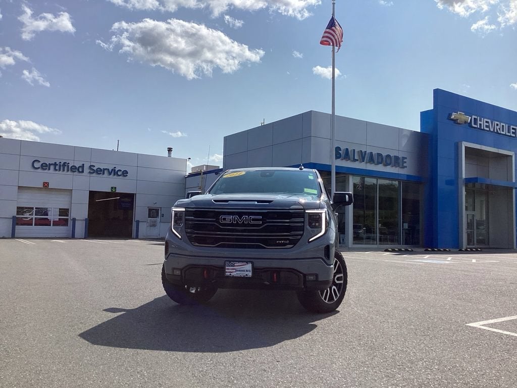 2024 GMC Sierra 1500 AT4