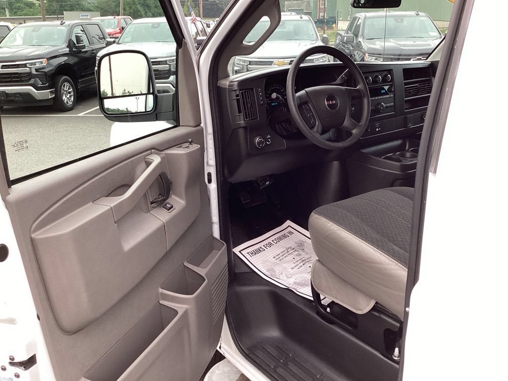 2025 GMC Savana Cargo Work Van