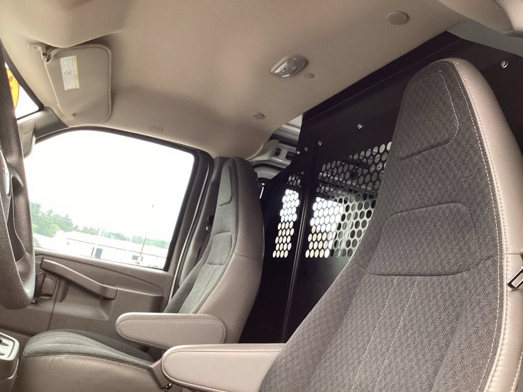 2025 GMC Savana Cargo Work Van