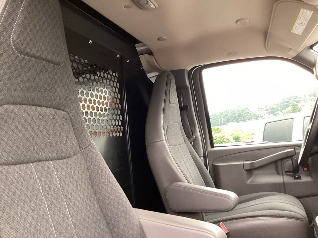 2025 GMC Savana Cargo Work Van