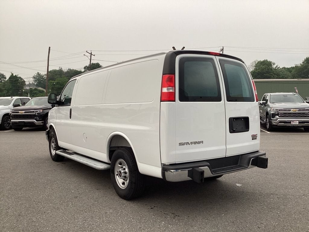 2025 GMC Savana Cargo Work Van