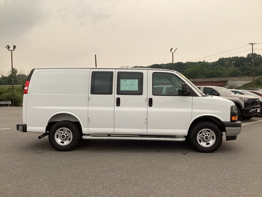 2025 GMC Savana Cargo Work Van