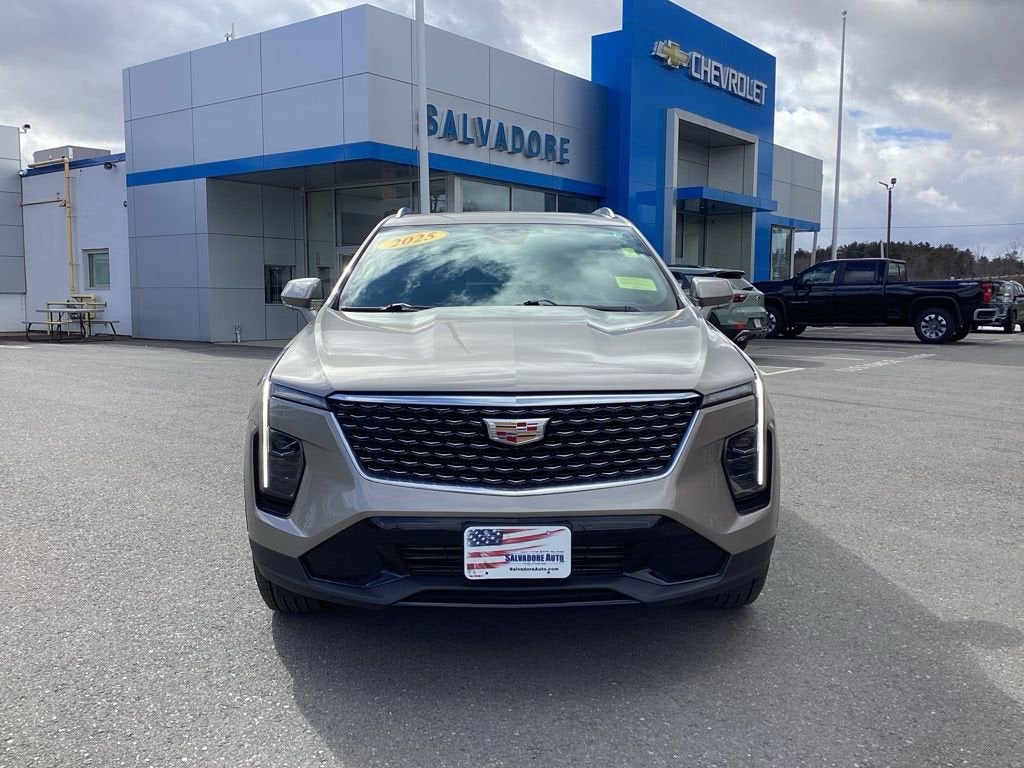 2025 Cadillac XT4 Premium Luxury