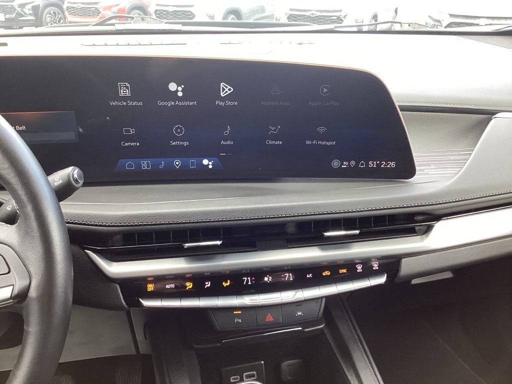 2025 Cadillac XT4 Premium Luxury