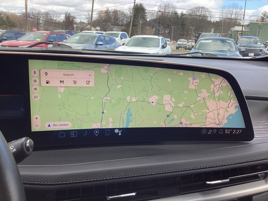 2025 Cadillac XT4 Premium Luxury