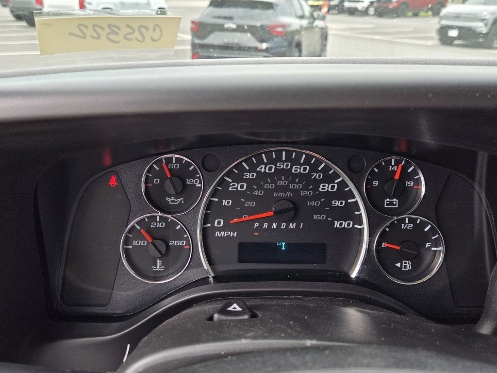 2025 Chevrolet Express Cutaway 3500 1WT