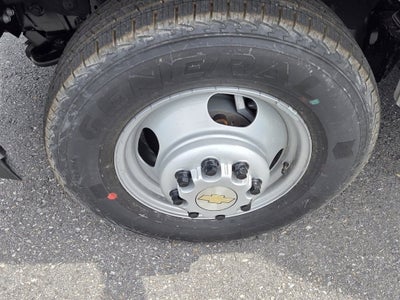 2025 Chevrolet Express Cutaway 3500 1WT