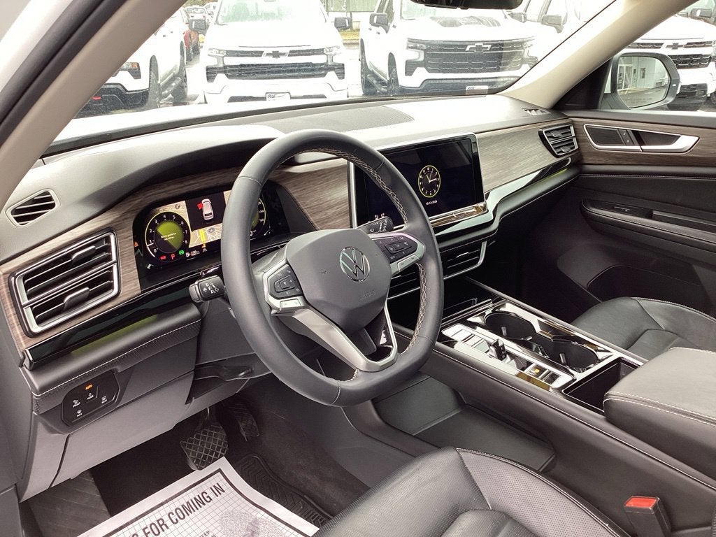 2024 Volkswagen Atlas 2.0T SEL