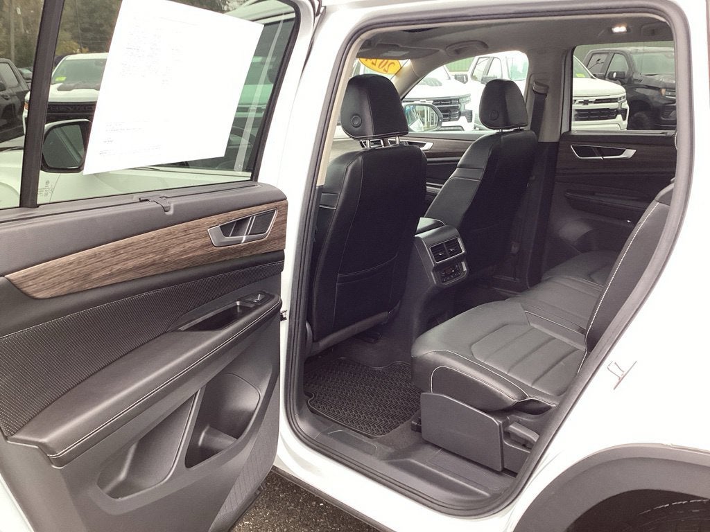 2024 Volkswagen Atlas 2.0T SEL