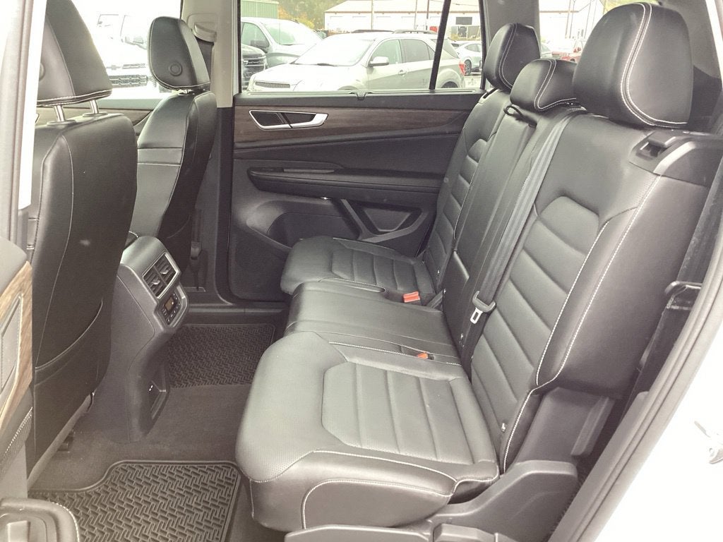 2024 Volkswagen Atlas 2.0T SEL