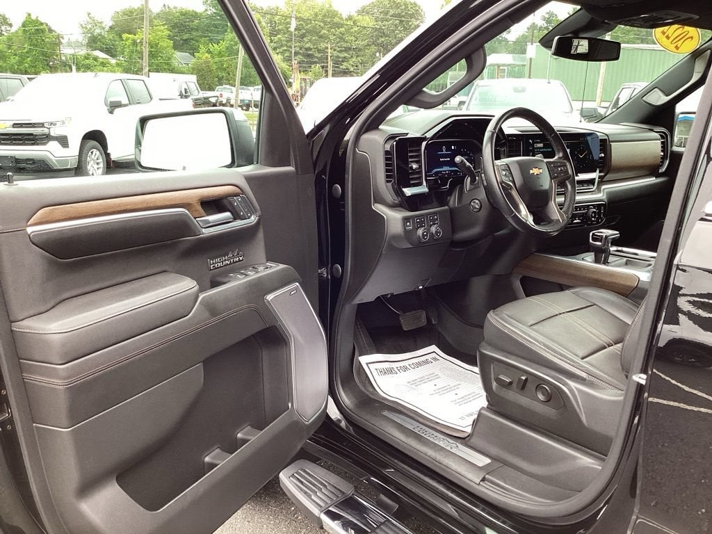 2022 Chevrolet Silverado 1500 High Country
