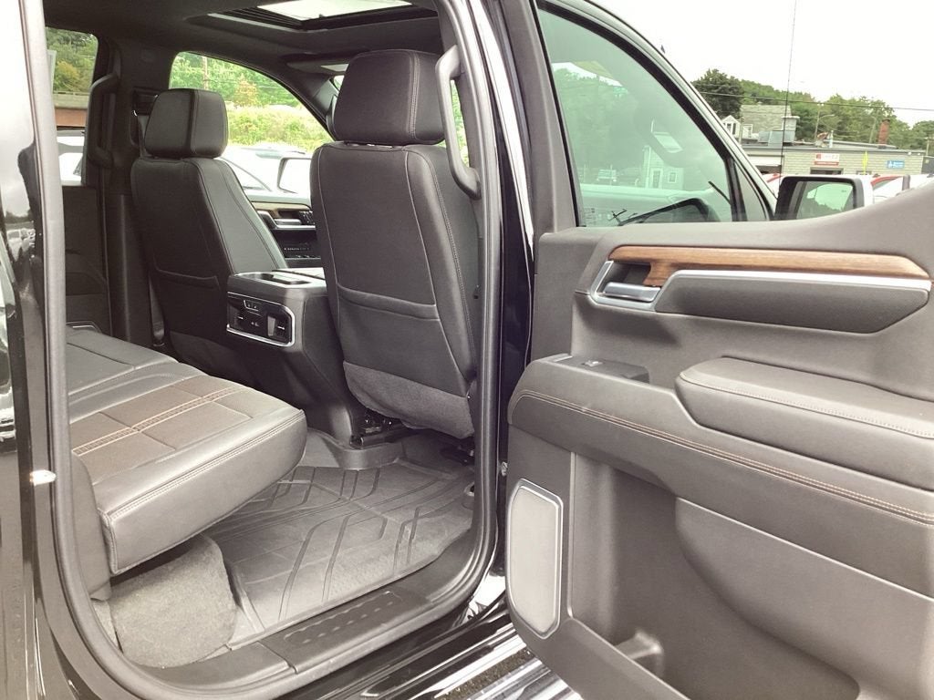 2022 Chevrolet Silverado 1500 High Country