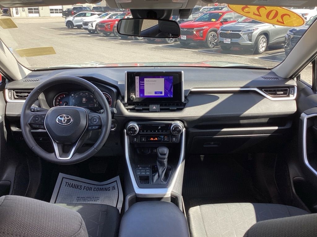 2023 Toyota RAV4 XLE