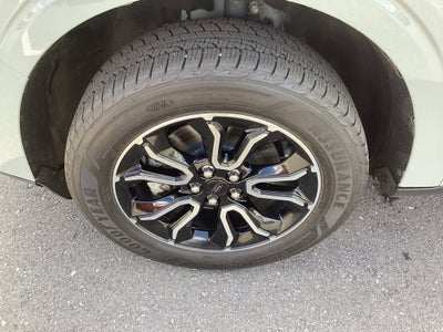 2022 Ford Maverick XL