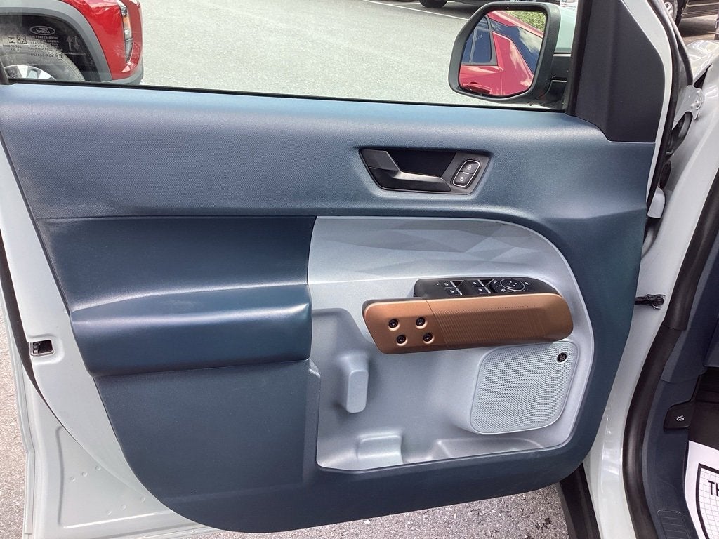 2022 Ford Maverick XL