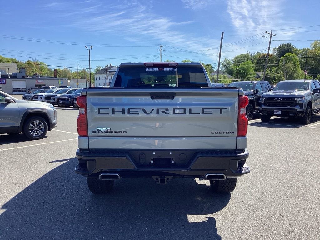 2024 Chevrolet Silverado 1500 Custom Trail Boss