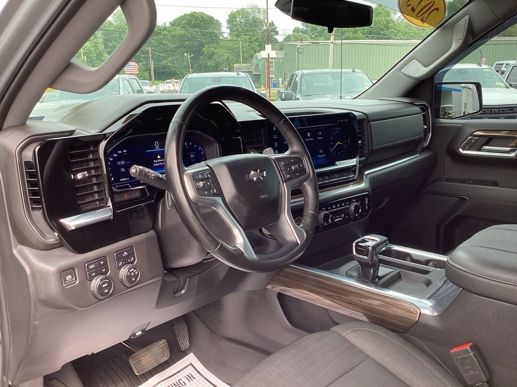 2023 Chevrolet Silverado 1500 LT Trail Boss
