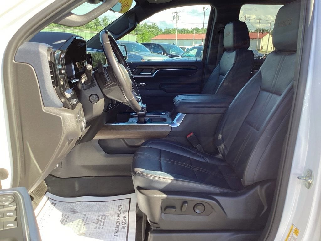 2023 Chevrolet Silverado 1500 High Country