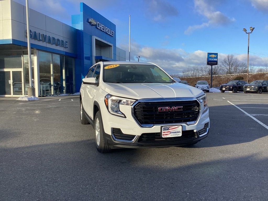 2024 GMC Terrain SLE