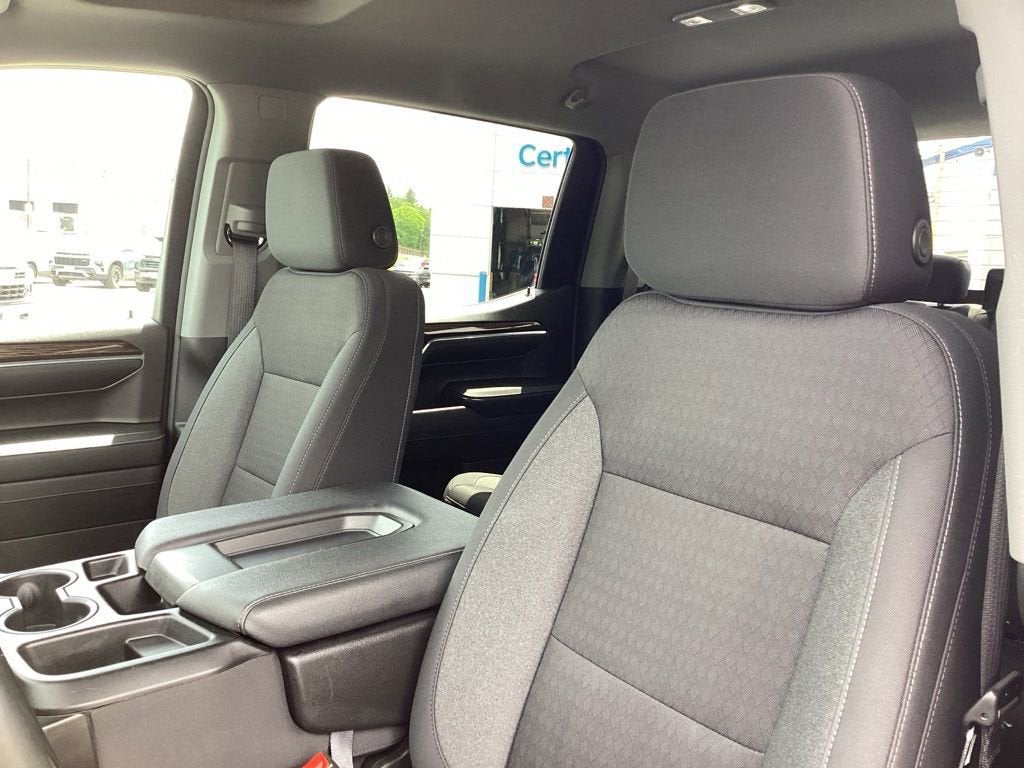 2024 GMC Sierra 1500 SLE