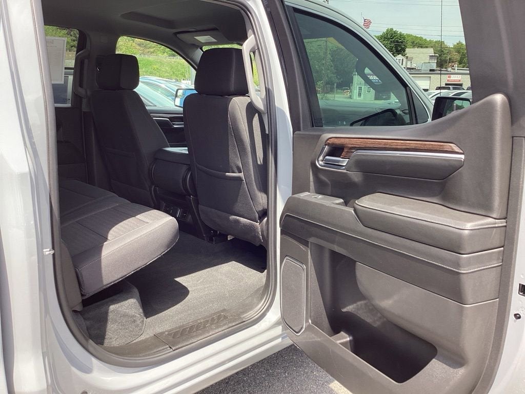 2024 GMC Sierra 1500 SLE