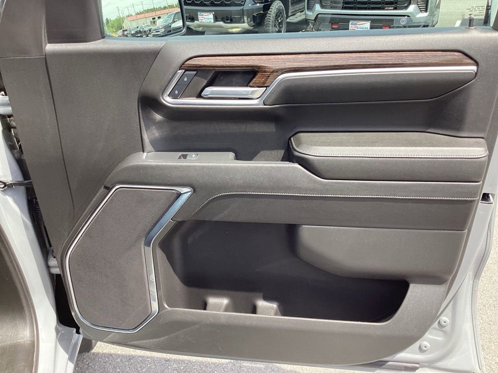 2024 GMC Sierra 1500 SLE