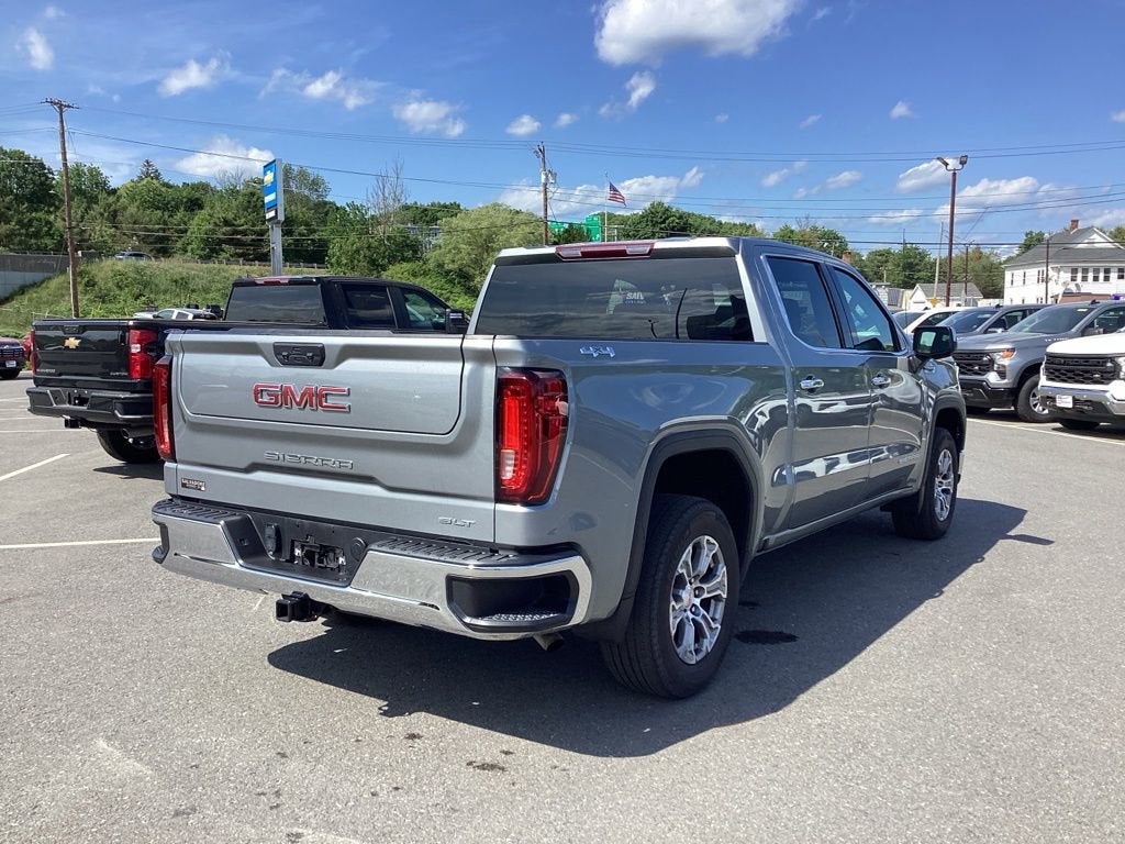 2025 GMC Sierra 1500 SLT