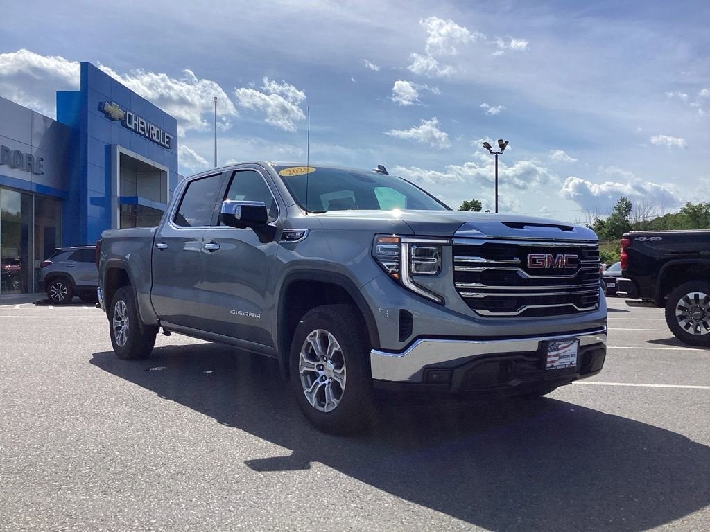 2025 GMC Sierra 1500 SLT