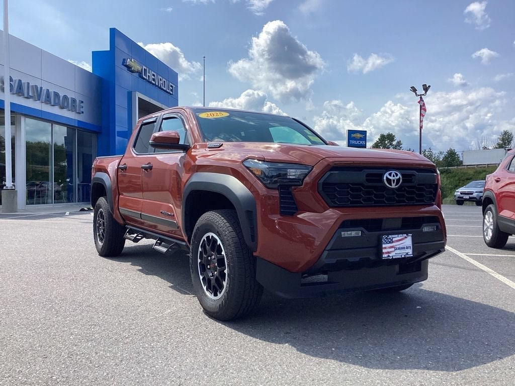 2025 Toyota Tacoma Hybrid TRD Off Road