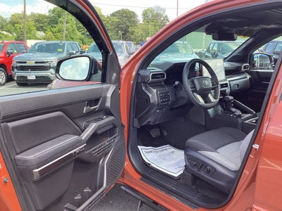 2025 Toyota Tacoma Hybrid TRD Off Road