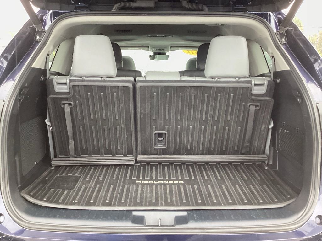 2022 Toyota Highlander Limited